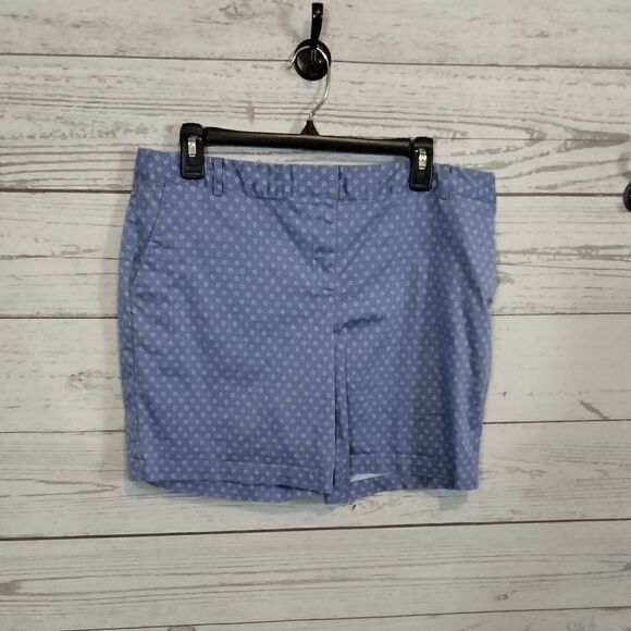 IZOD woman's shorts  - Picture 1 of 8